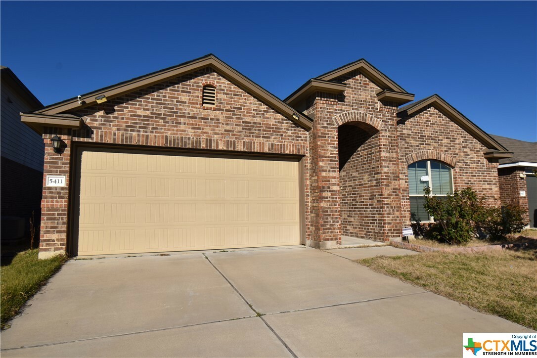 Property Photo:  5411 Waterbank Lane  TX 76543 