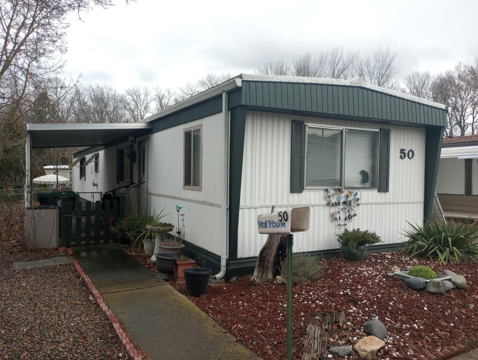 Property Photo: 3431 S Pacific Highway Spc 50 OR 97501