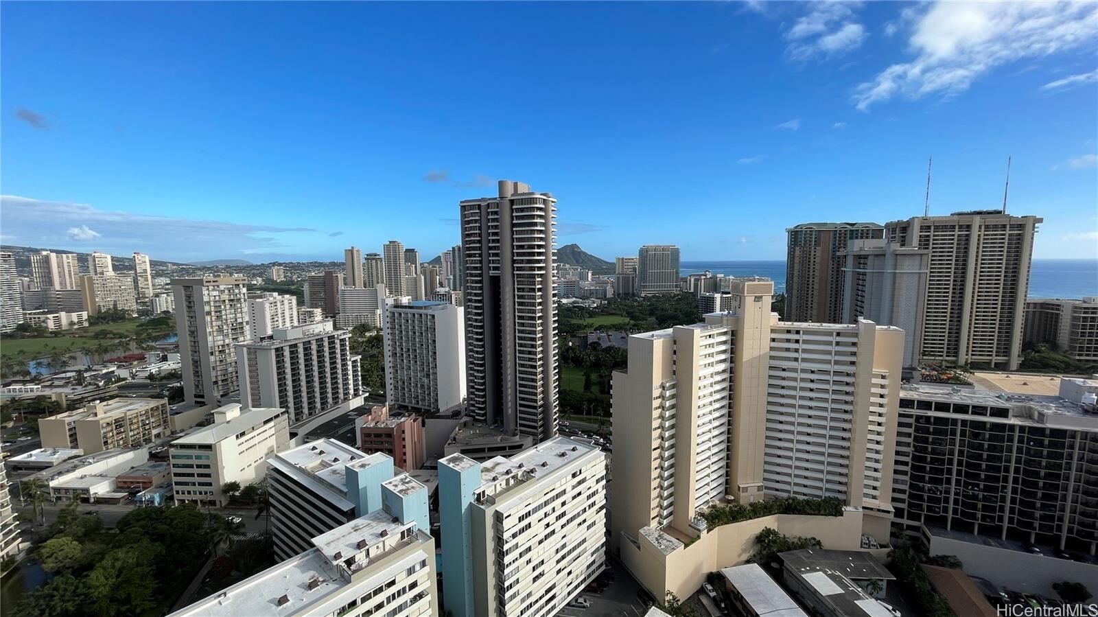 Property Photo:  411 Hobron Lane 3307  HI 96815 