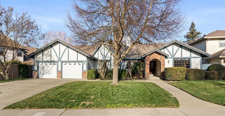 7717 Dutra Bend Drive  Sacramento CA 95831 photo