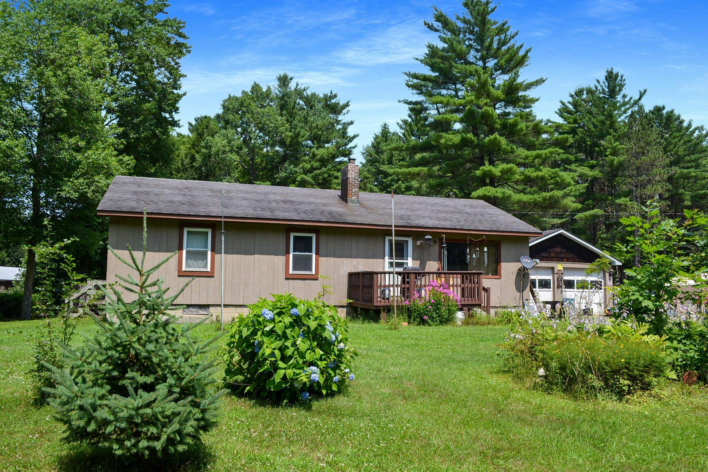 Property Photo:  151 Cooper Road  VT 05468 