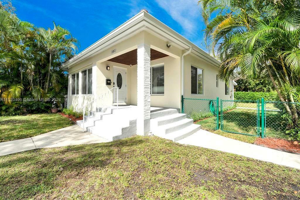 Property Photo:  101 Carlisle Dr  FL 33166 