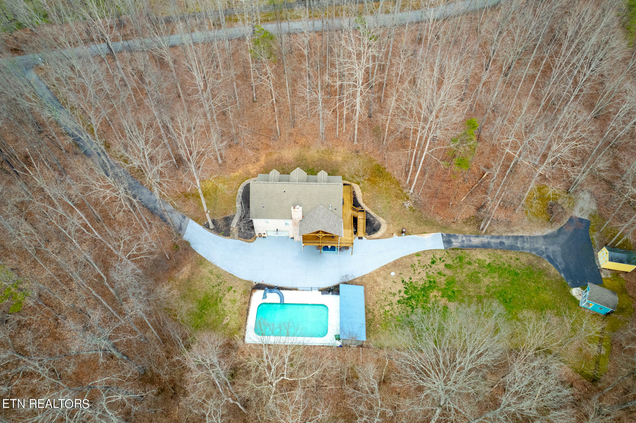 Property Photo:  1527 Hall Acres Drive  TN 37918 