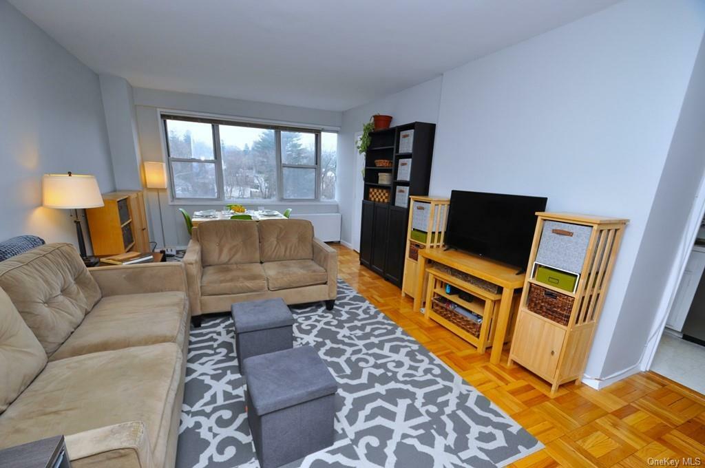 Property Photo:  240 Garth Road 4B2  NY 10583 