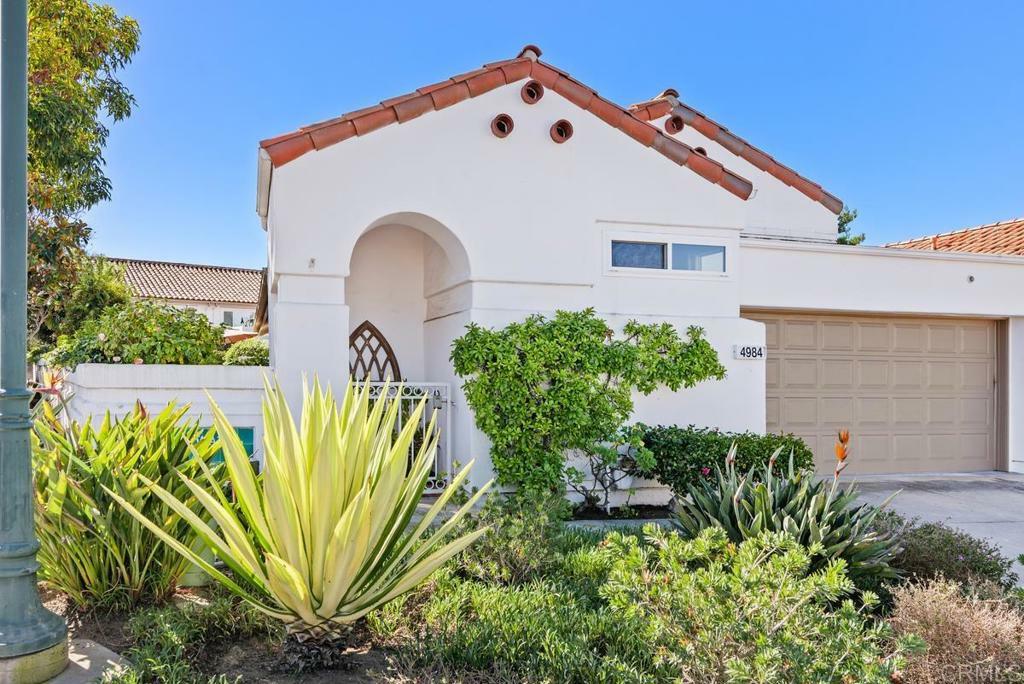 Property Photo: 4984 Delos Way CA 92056