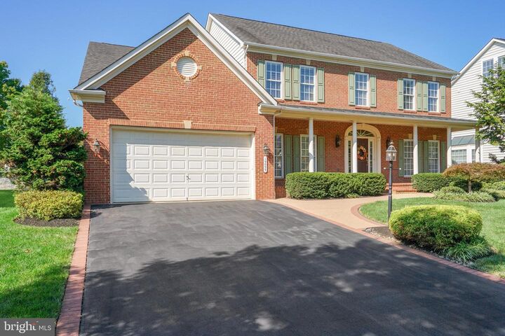 19099 Parallel Bluffs Court  Leesburg VA 20176 photo