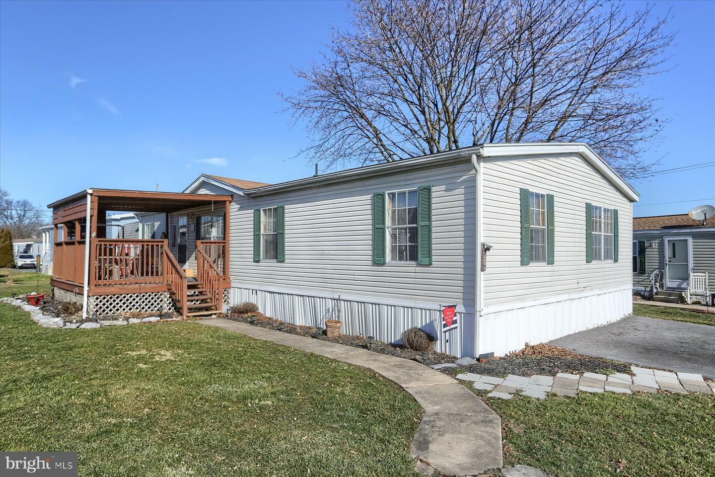 Property Photo: 28 Green Acres Trailer Court PA 17046