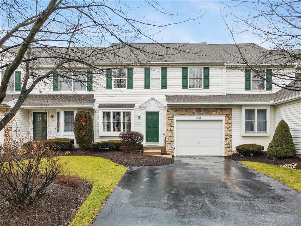 Property Photo:  2915 Larkspur Lane  PA 18045 