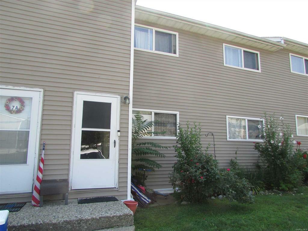 Property Photo:  7 Fishkill Glen Drive B  NY 12524 