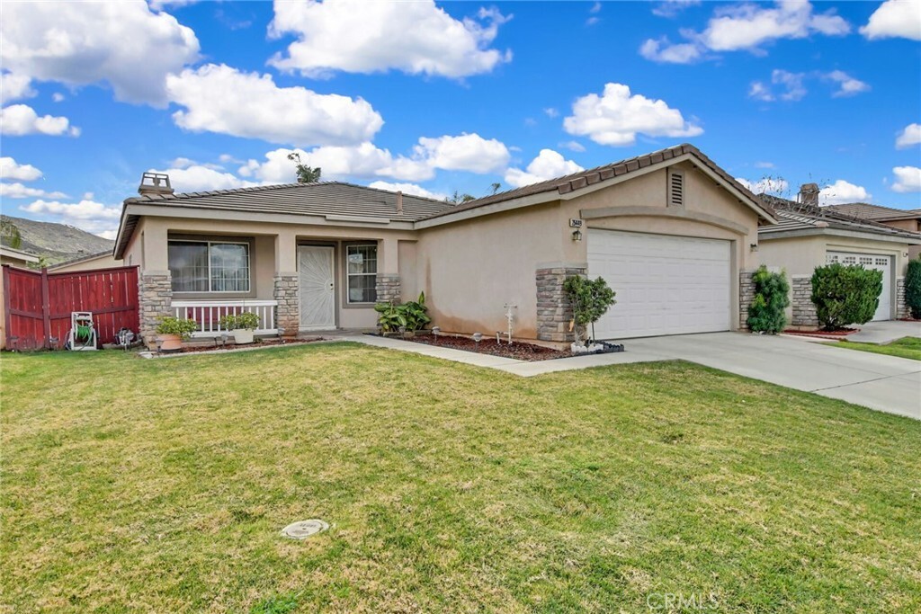 Property Photo:  26449 Silverado Court  CA 92555 