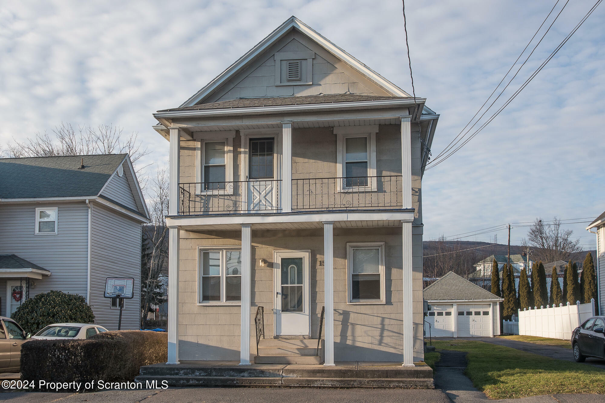 Property Photo:  151 Electric Street First Floor  PA 18452 