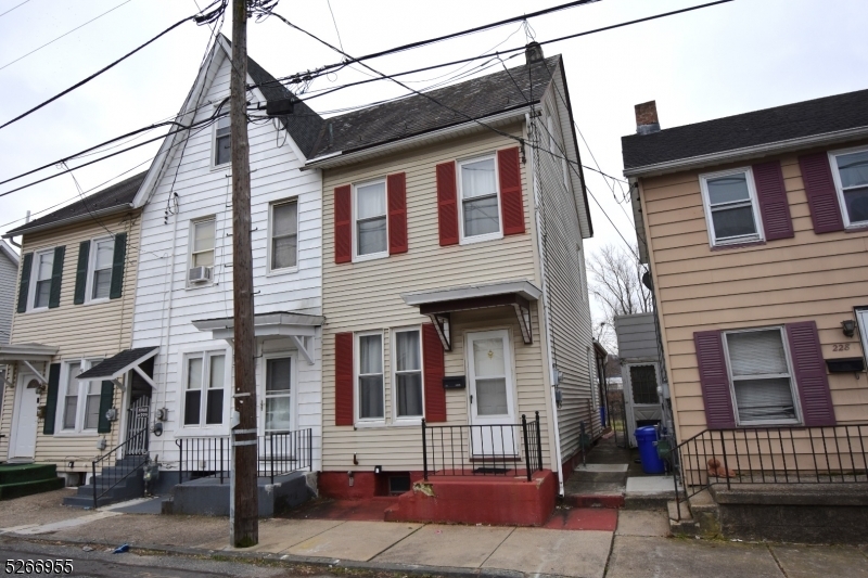 Property Photo:  230 Mercer St  NJ 08865 