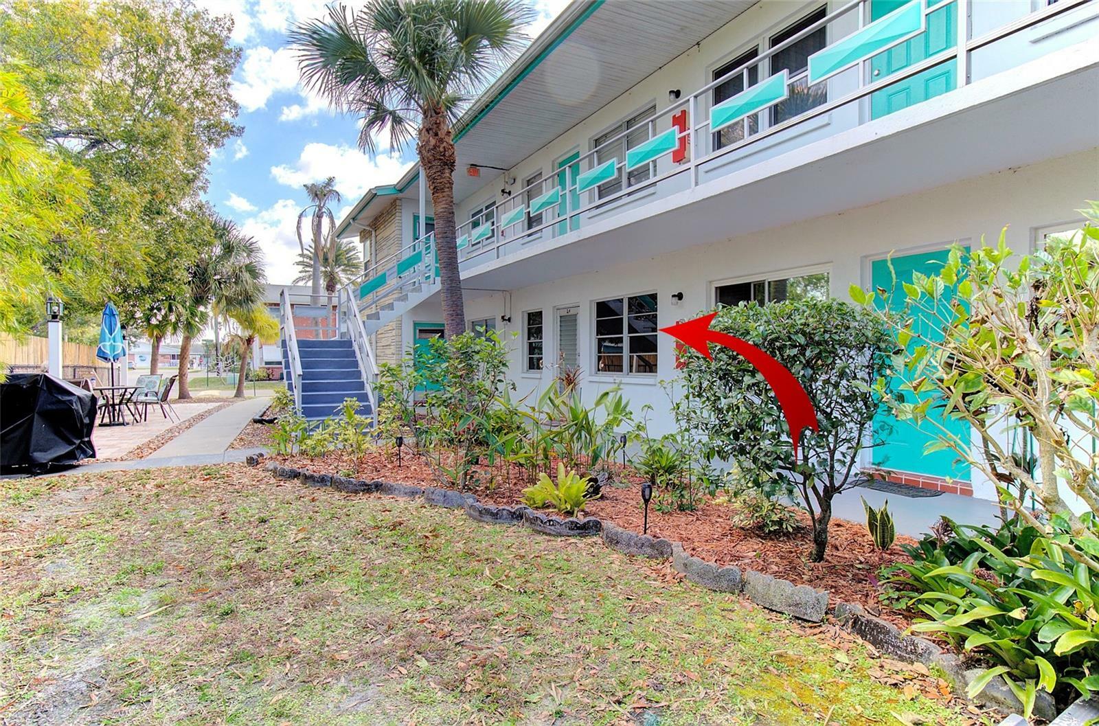 Property Photo:  6100 21st Street N 2  FL 33714 