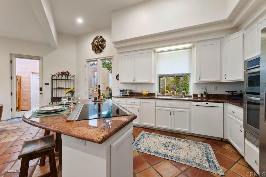 Property Photo: 452 Palmitas Street CA 92075