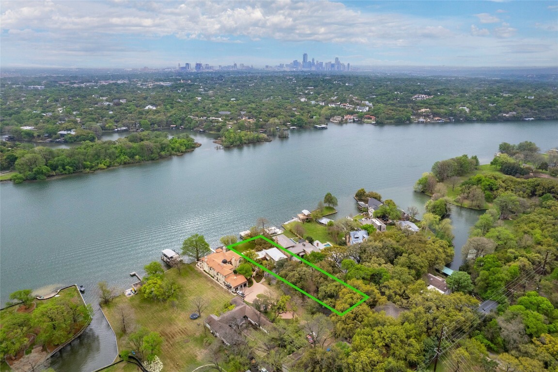 Property Photo:  2917 Westlake Cove  TX 78746 