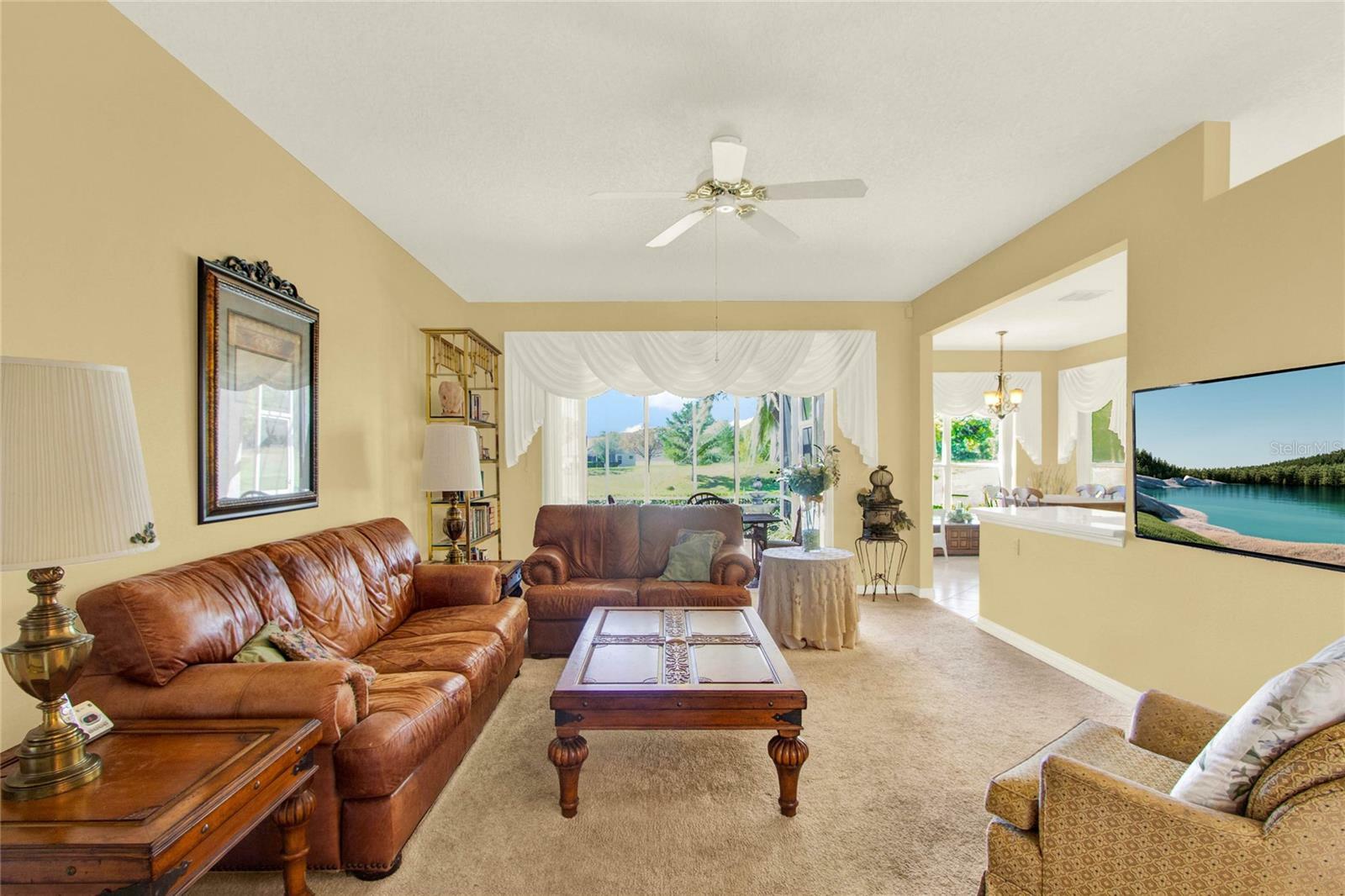 Property Photo:  4204 Greenwich Court  FL 34711 