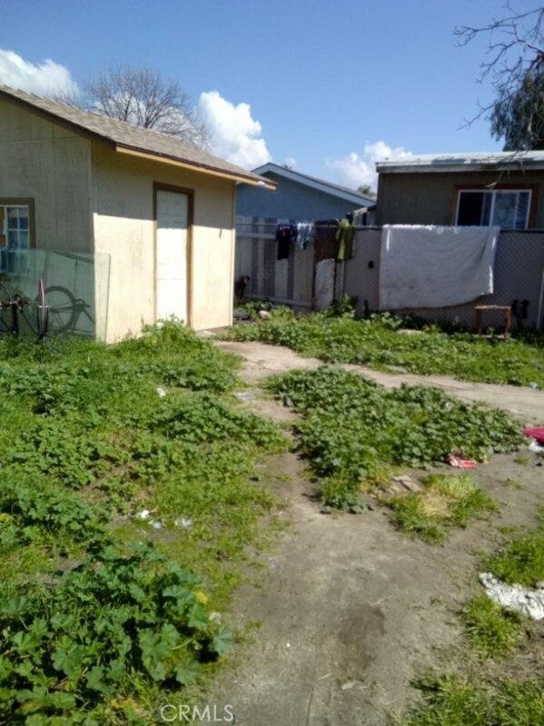 Property Photo:  451 W 2nd Street  CA 92583 