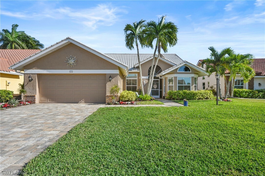Property Photo: 128 Granville Court FL 34104