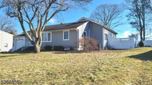 Property Photo:  6 Valley View Dr  NJ 07803 
