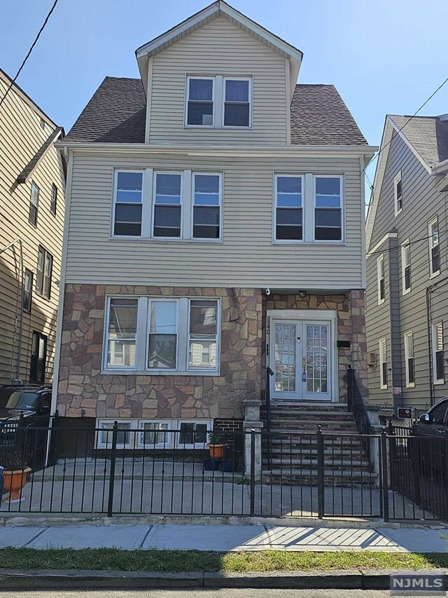 Property Photo:  140 Melrose Avenue  NJ 07111 