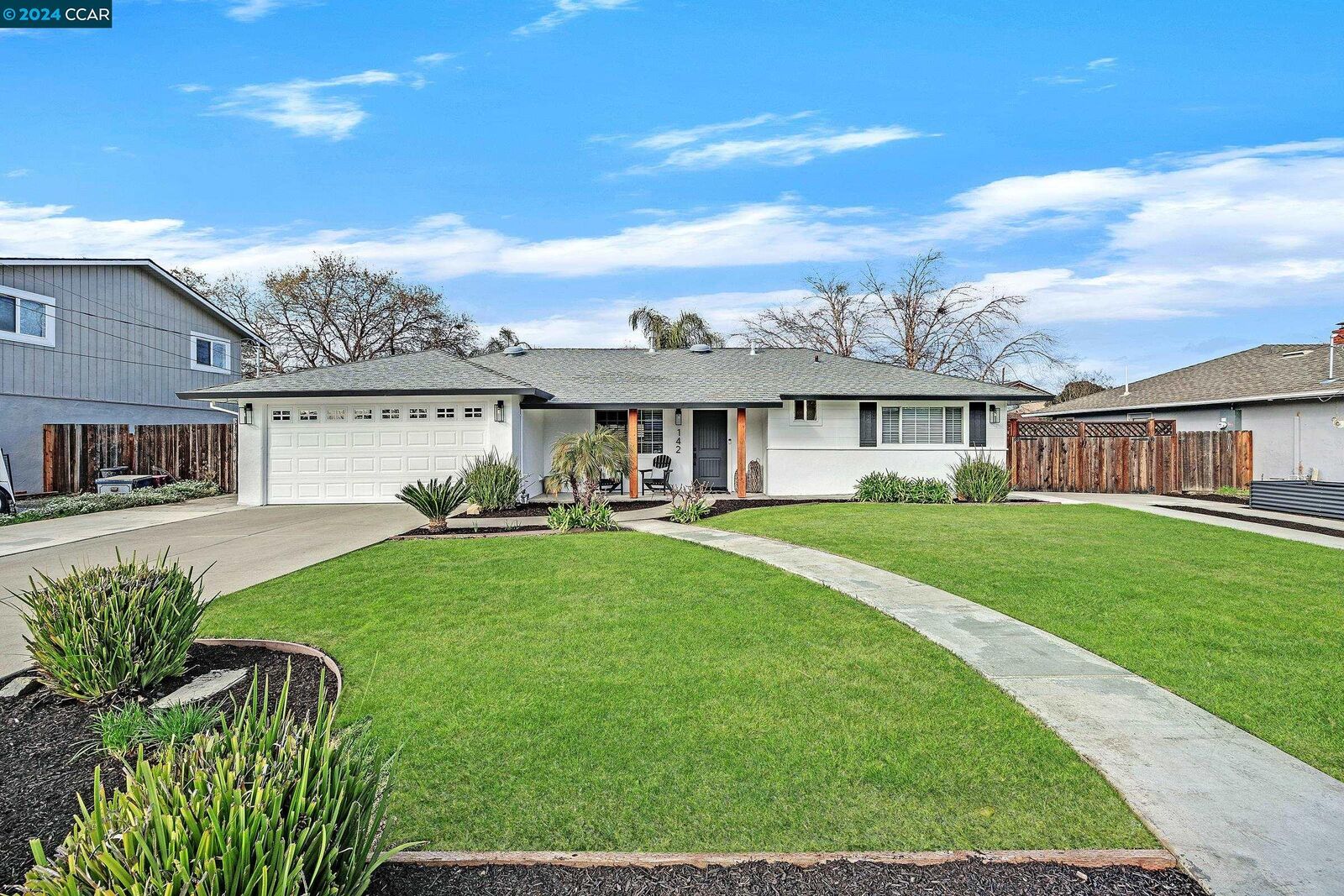 Property Photo: 142 Beverly Dr CA 94523