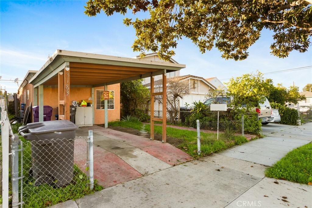 Property Photo:  3183 Gale Avenue  CA 90810 