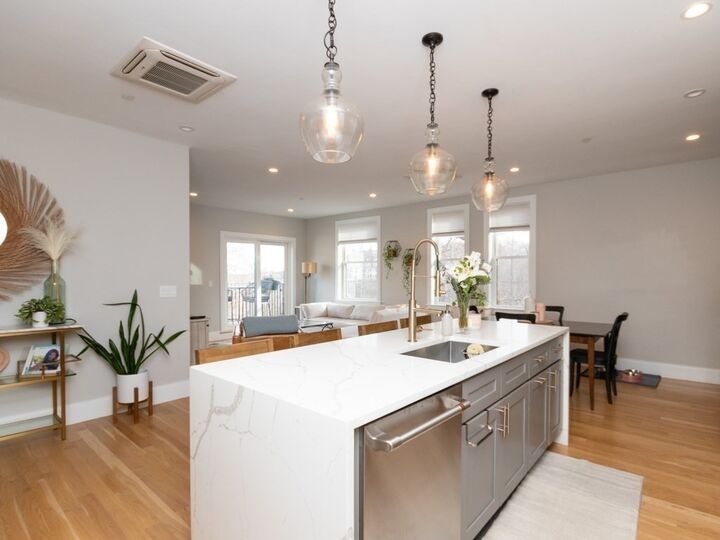 Property Photo: 54 River St 11 MA 02124