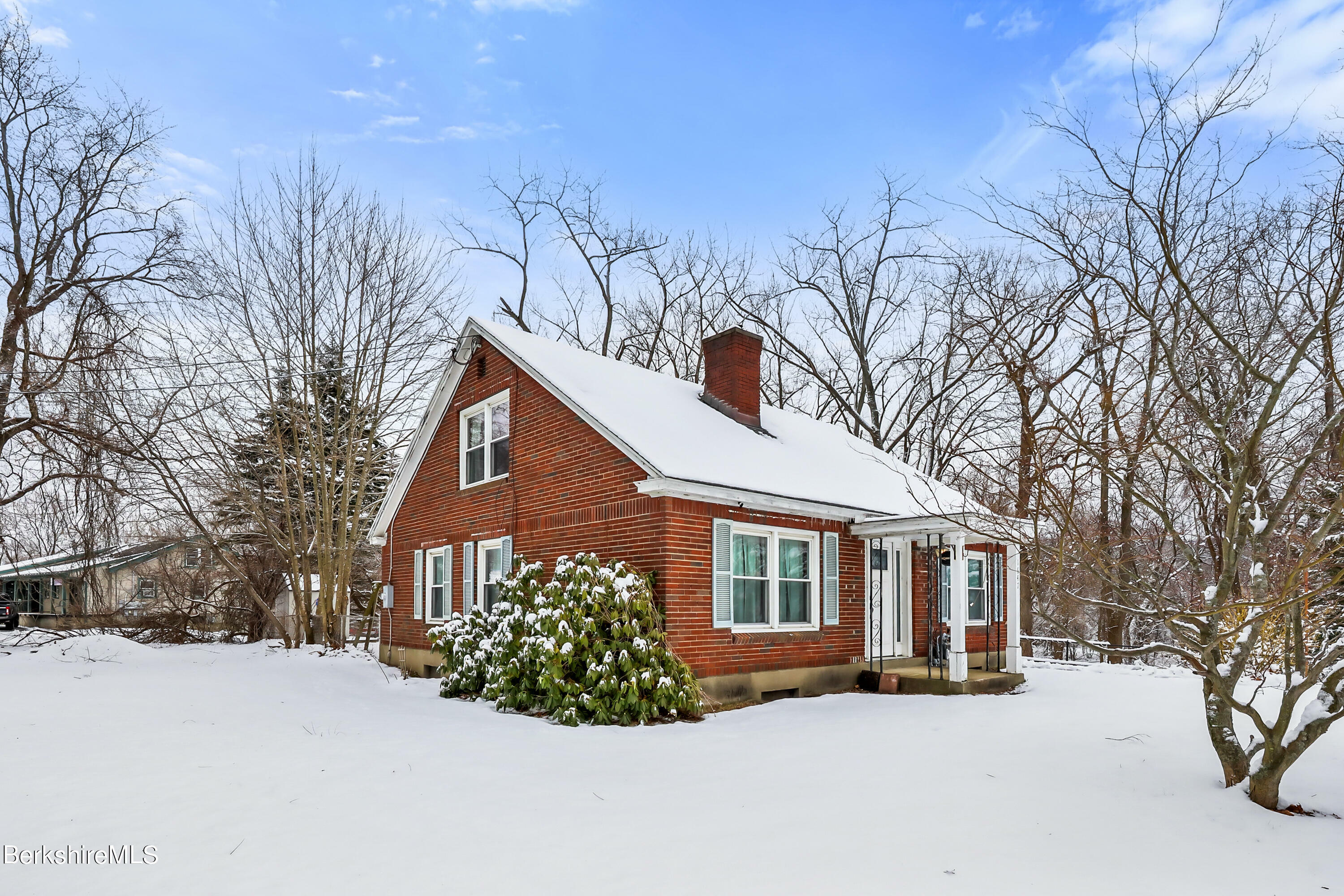 Property Photo: 1647 East St MA 01201