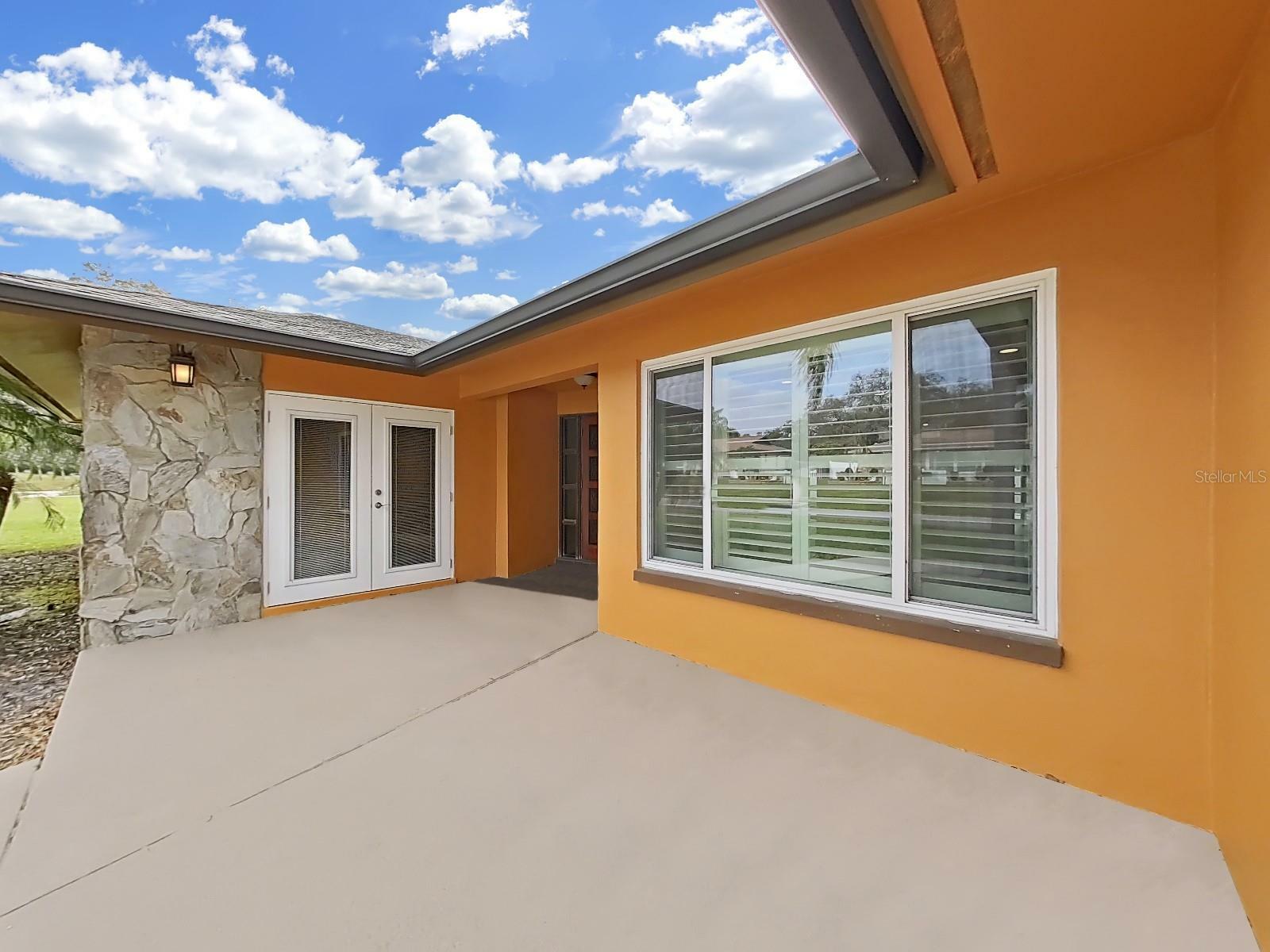 Property Photo:  1541 Glen Hollow Lane S  FL 34698 