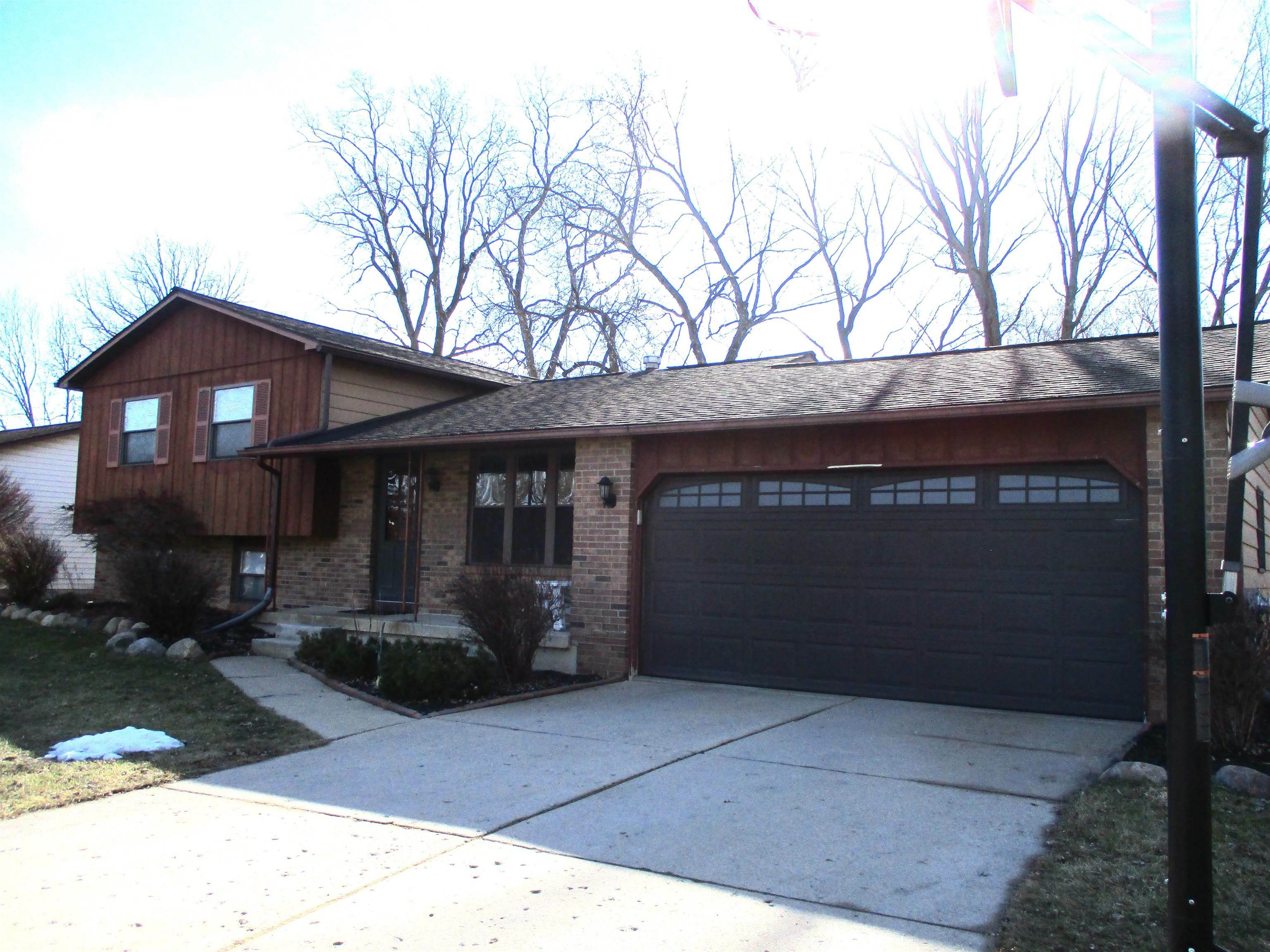 Property Photo:  6021 W Court  MI 48532 