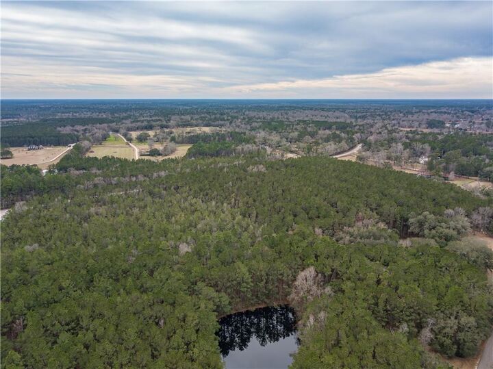 Property Photo:  La 21 Highway  LA 70431 