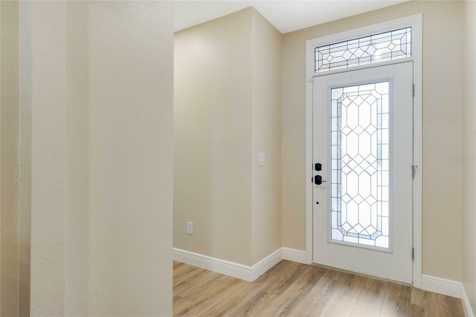 Property Photo: 2616 Summerglen Lane FL 32726