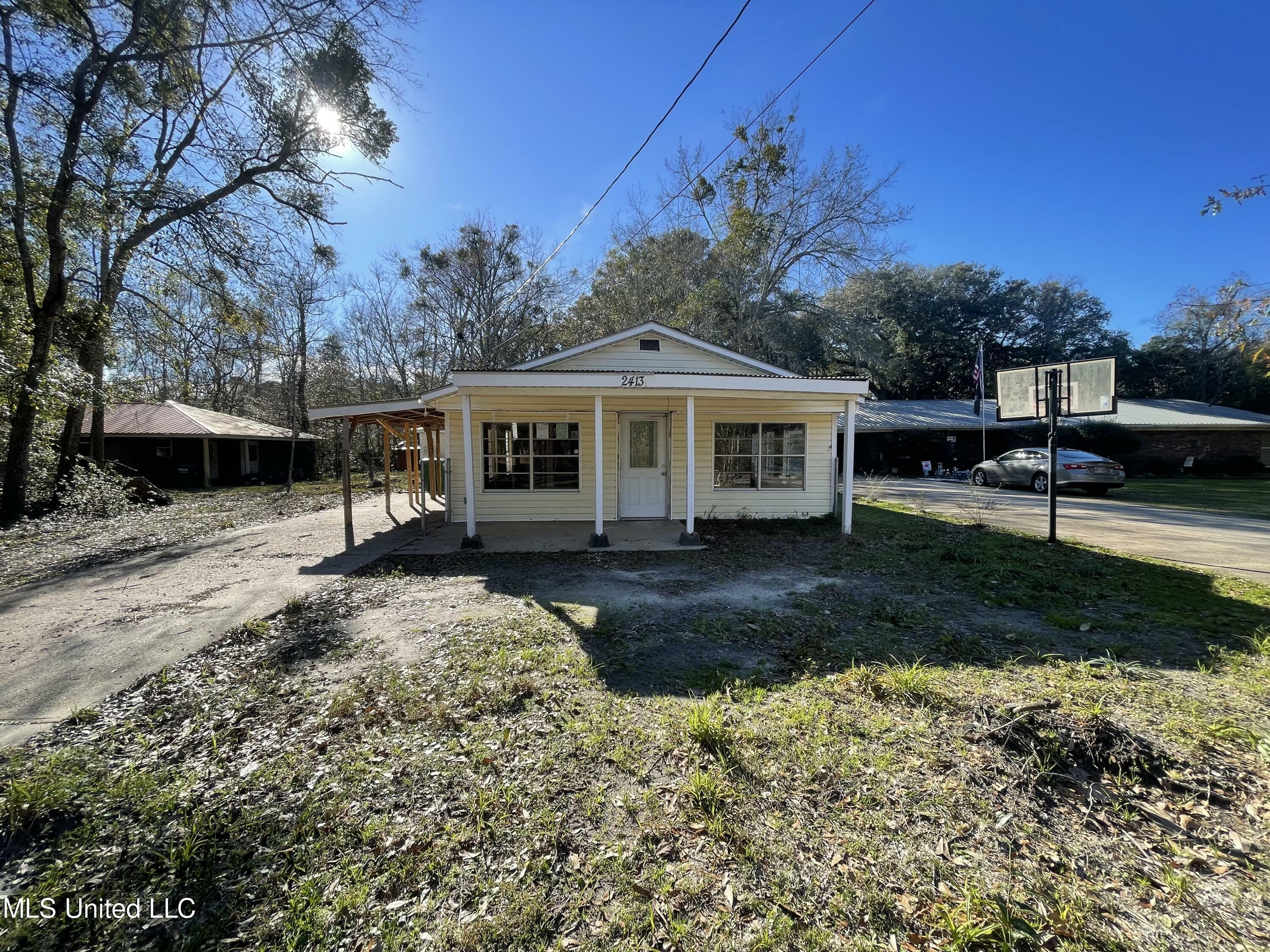 Property Photo:  2413 Orrell Drive  MS 39553 