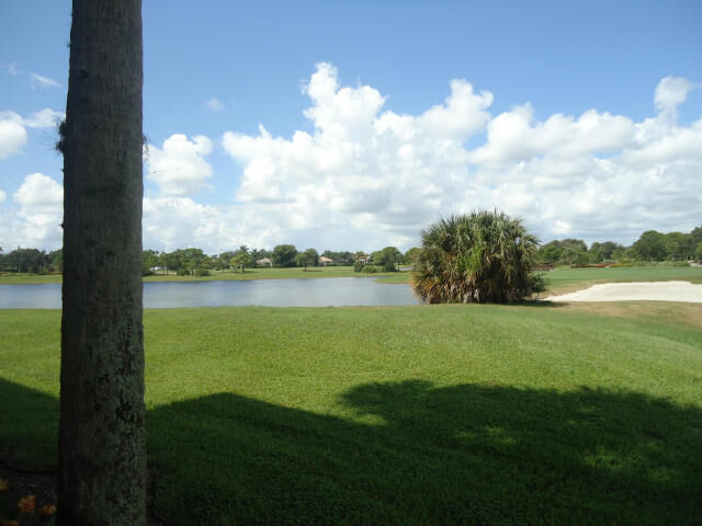 Property Photo:  2421 Village Boulevard 102  FL 33409 