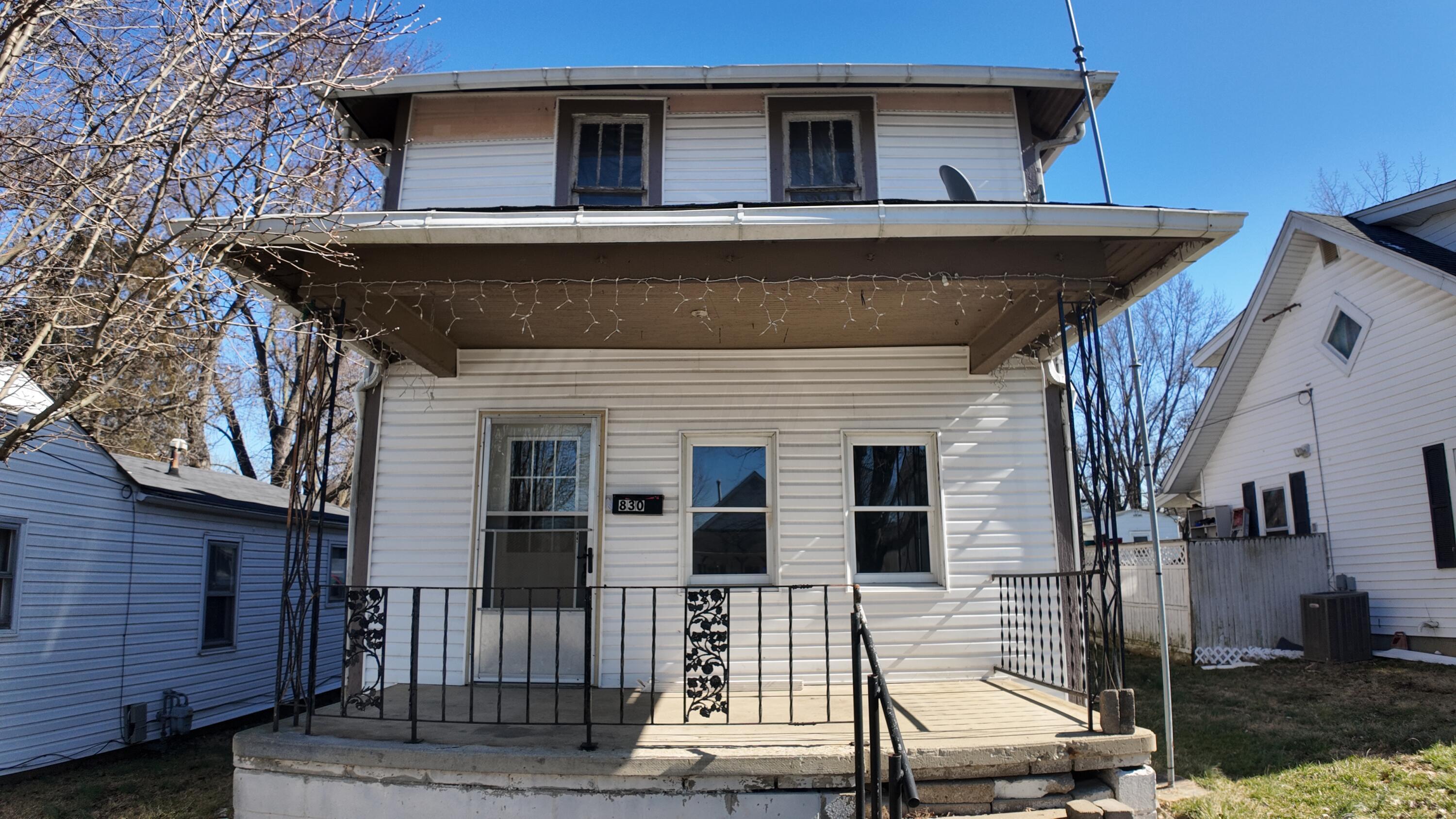 Property Photo: 830 3rd Street OH 43130