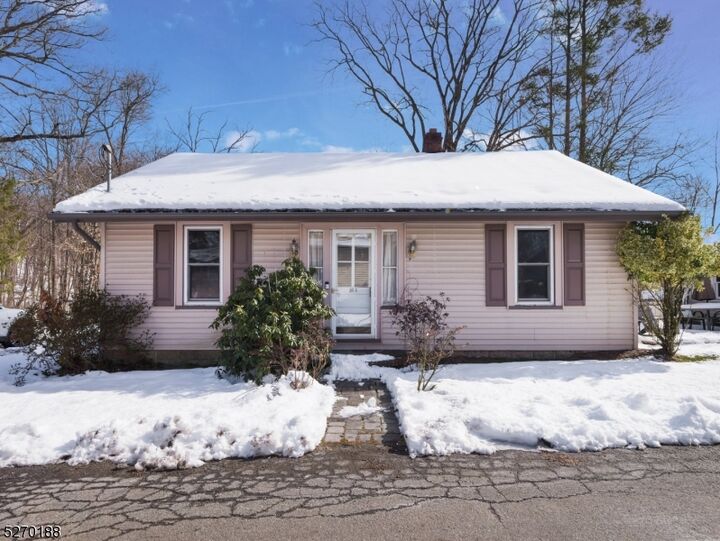 24 A Off Glenwild  Bloomingdale Boro NJ 07403 photo