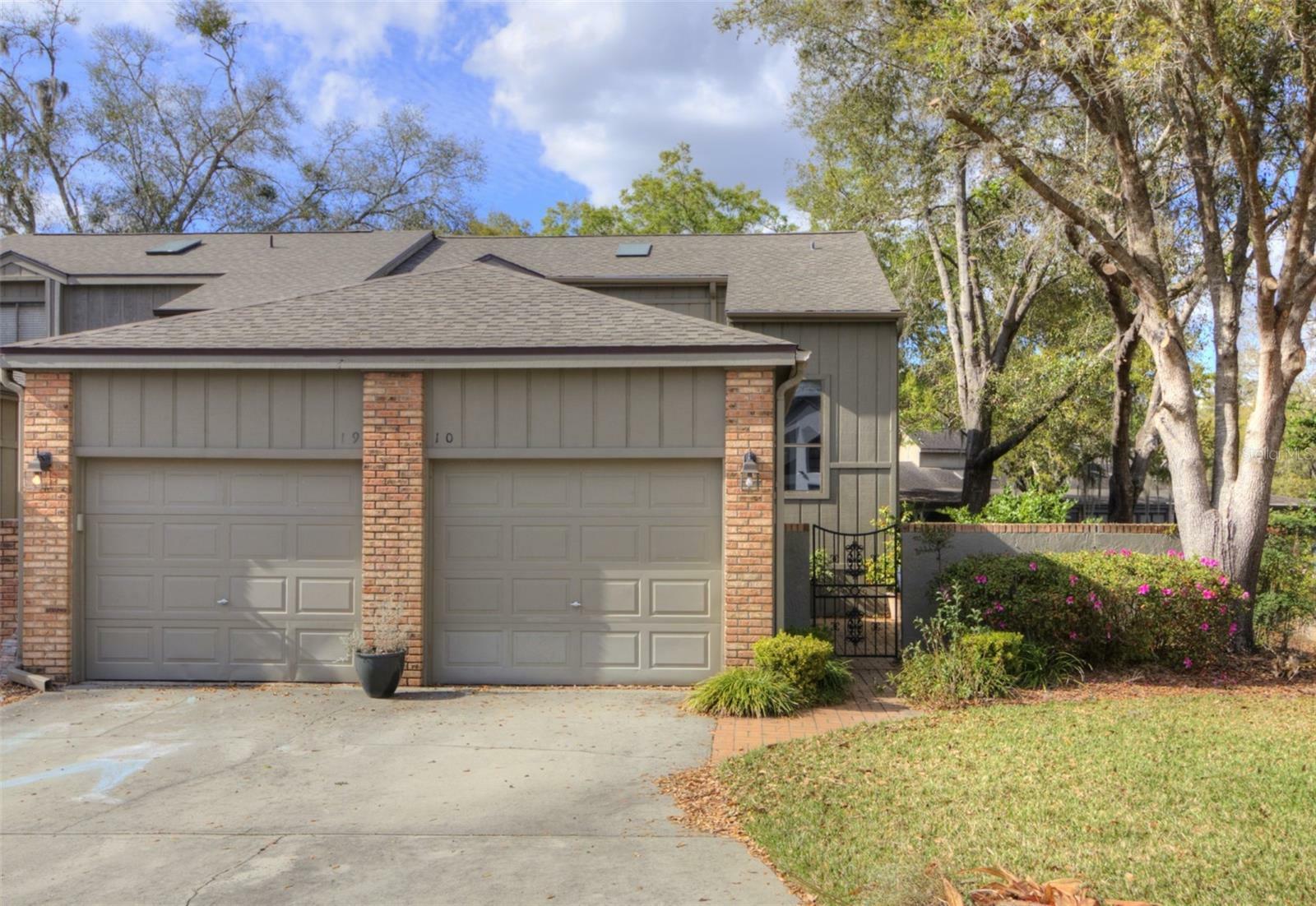 Property Photo:  1910 SE Clatter Bridge Road 19  FL 34471 