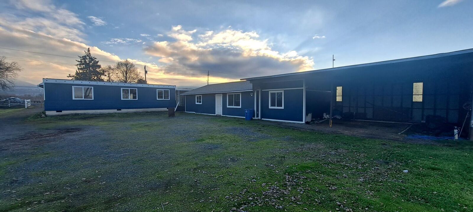 Property Photo: 356 S Stage Road OR 97501