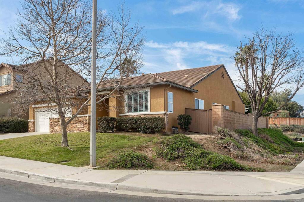 Property Photo:  12082 Brianwood Drive  CA 92503 