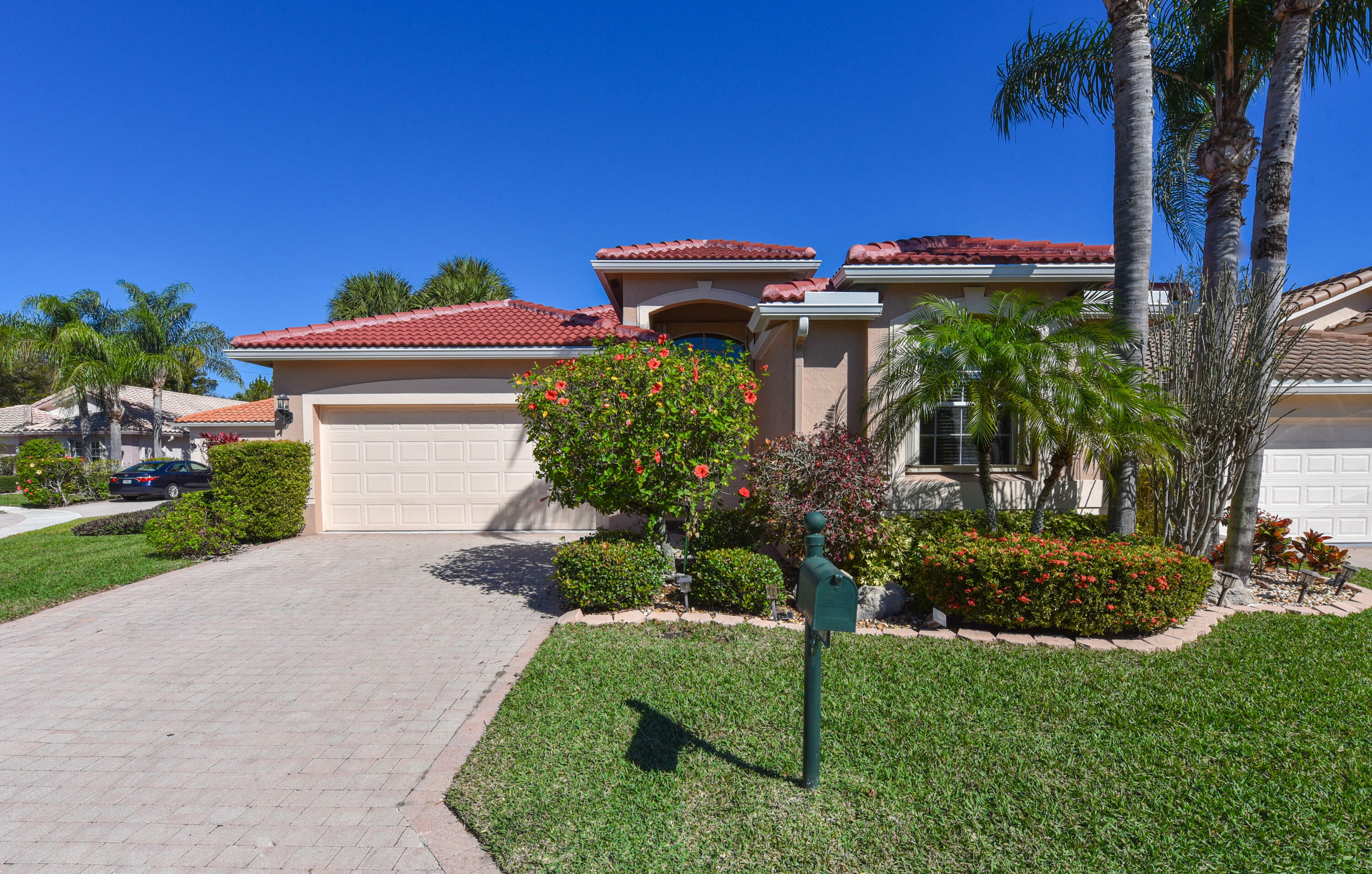 Property Photo: 7427 Trentino Way FL 33472
