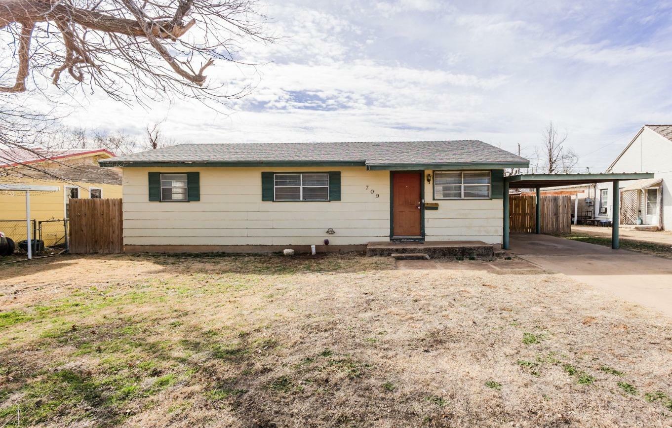 Property Photo:  709 Yonkers Street  TX 79072 