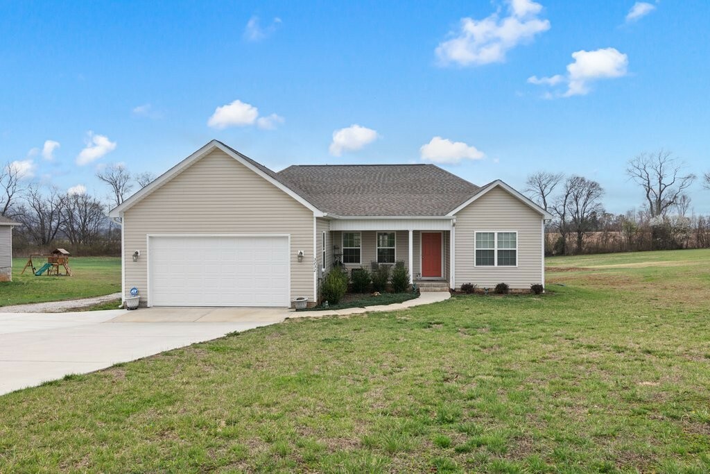 Property Photo:  3232 Owl Hollow Rd  TN 37306 