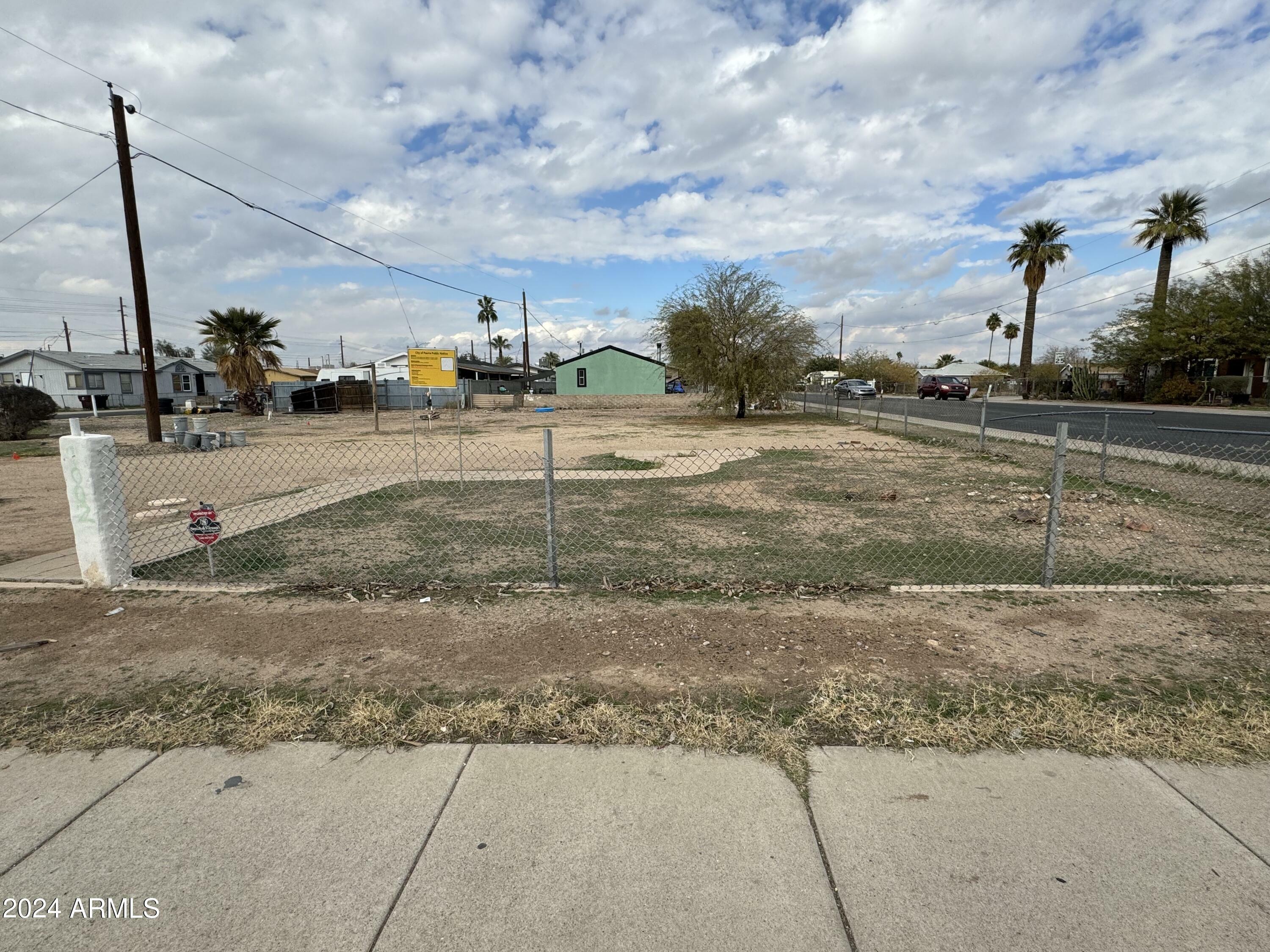 Property Photo:  10224 N 90th Avenue 7  AZ 85345 