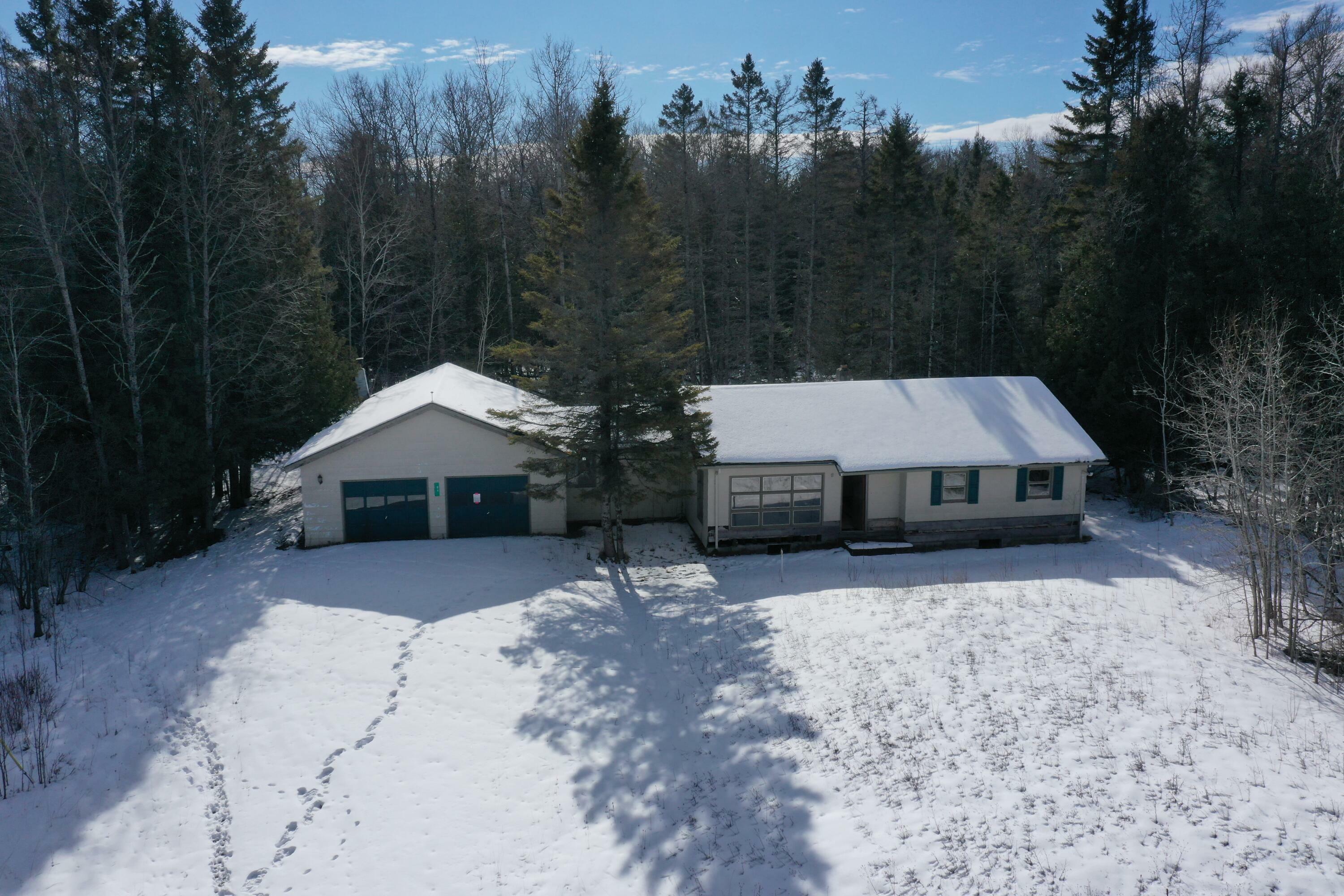 Property Photo:  89 W Nordquist Rd  MI 49719 