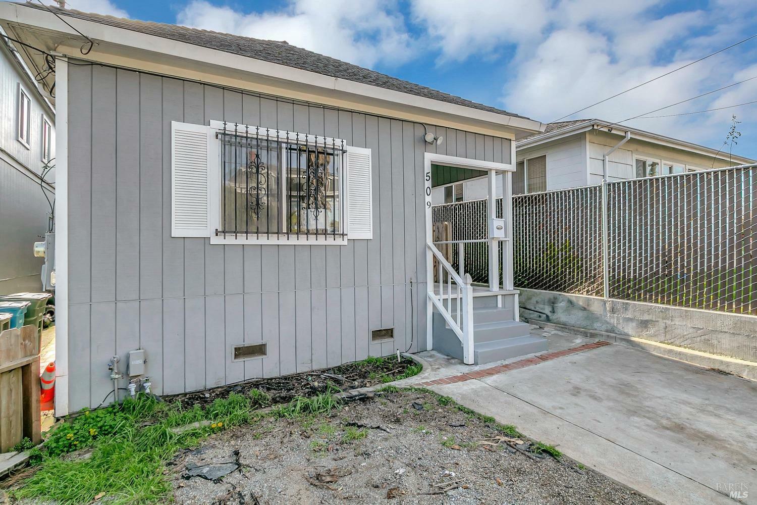 Property Photo:  509 Porter Street  CA 94590 