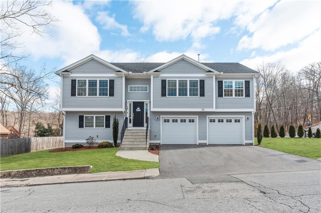 Property Photo:  10 Cottage Street  RI 02838 