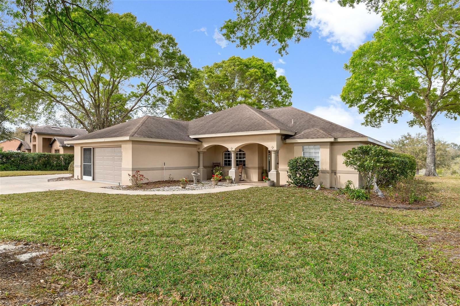 Property Photo:  22201 Scenic Ridge Court  FL 32757 