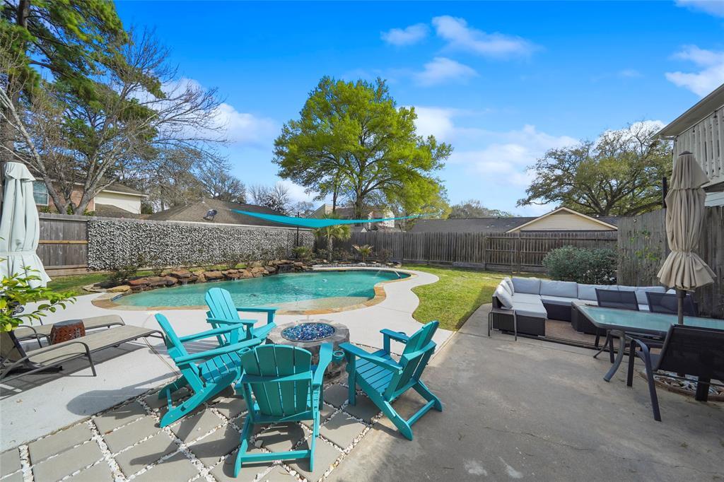 Property Photo: 16307 Brook Forest Drive TX 77059