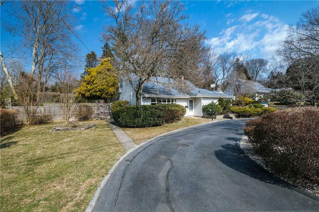 Property Photo:  30 Brook Lane  NY 10573 