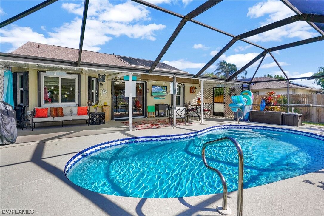 Property Photo: 1206 SW 11th Terrace FL 33991